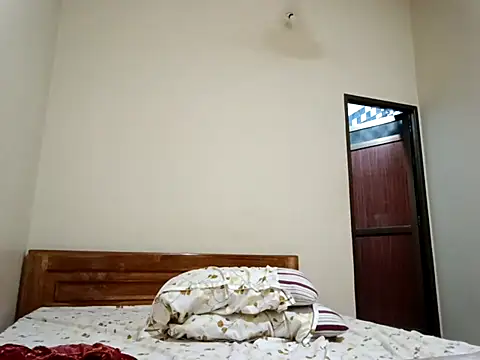 Snapshot of kkshan0923 chatting on 04.04.26 kkshan0923 online show from 04.04.26