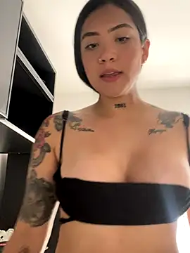 liahouses online show from 09.21.25