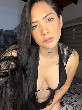 liahouses online show from 10.08.25