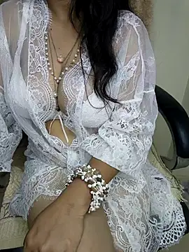 Hey Jully online show from 10.08.25