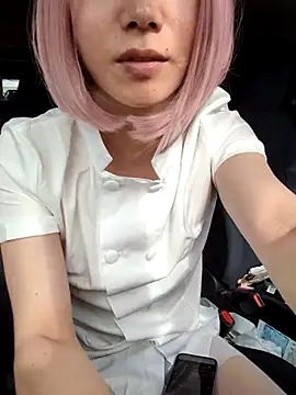 Snapshot of takusaki223 chatting on 10.18.25 takusaki223 online show from 10.18.25