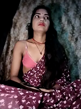 Snapshot of PRACHI-743 chatting on 10.28.25 PRACHI-743 online show from 10.28.25