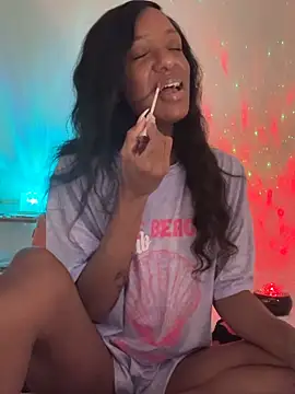 LoveDreaux online show from 12.18.25