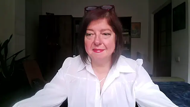 Violet Pulse online show from 06.25.26