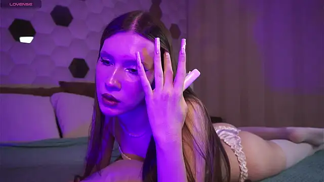 Snapshot of babyy_gloria chatting on 02.14.26 babyy gloria online show from 02.14.26