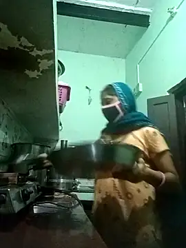 Snapshot of Cute-Charvii chatting on 02.23.26 Cute-Charvii online show from 02.23.26