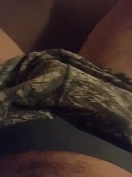 Snapshot of DarkOven chatting on 12.18.25 DarkOven online show from 12.18.25