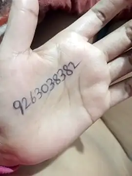 Snapshot of JassiKumari02 chatting on 11.27.25 JassiKumari02 online show from 11.27.25