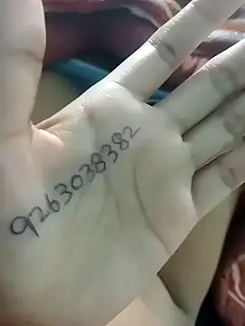 Snapshot of JassiKumari02 chatting on 01.12.26 JassiKumari02 online show from 01.12.26