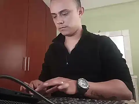 asmodeo001 online show from 10.02.25