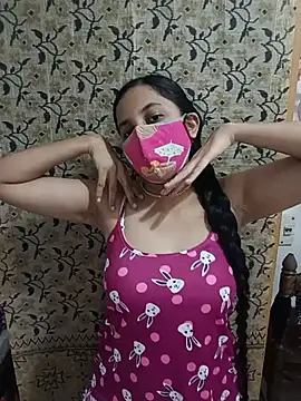 Snapshot of Preethitamil_ponnu chatting on 07.15.26 Preethitamil ponnu online show from 07.15.26