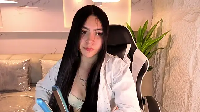 scarlett smith tp online show from 12.20.25