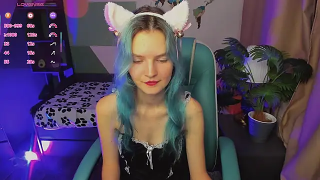 Lika Sky online show from 11.13.25