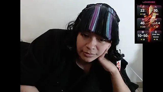 Snapshot of Acelinrose chatting on 10.30.25 Acelinrose online show from 10.30.25