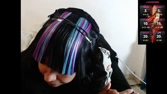 Snapshot of Acelinrose chatting on 11.02.25 Acelinrose online show from 11.02.25