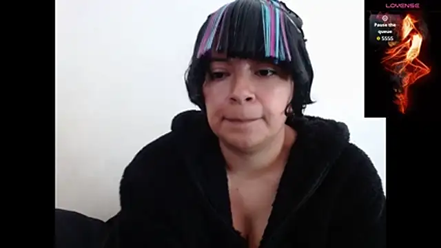 Snapshot of Acelinrose chatting on 11.03.25 Acelinrose online show from 11.03.25