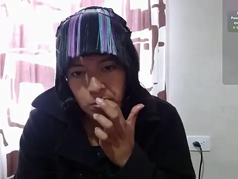 Snapshot of Acelinrose chatting on 02.01.26 Acelinrose online show from 02.01.26