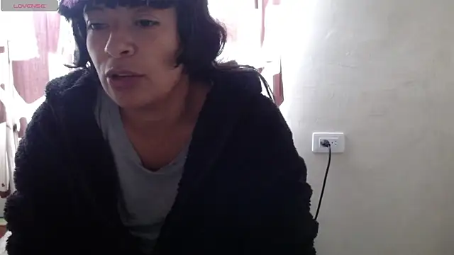 Snapshot of Acelinrose chatting on 08.08.26 Acelinrose online show from 08.08.26