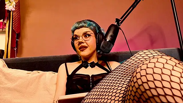 tacodeluxxxe online show from 09.21.25