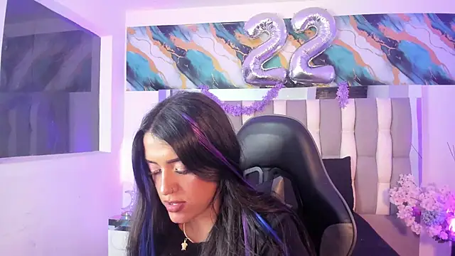 IsaDiiaz online show from 06.06.26