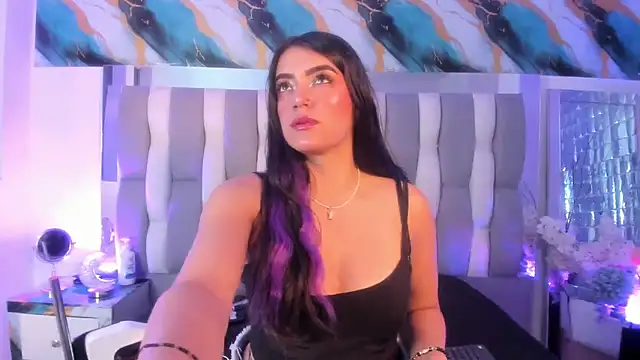 IsaDiiaz online show from 07.11.26