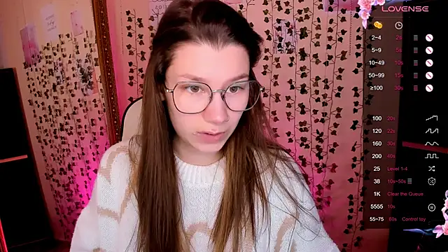 LinaBlossom  online show from 03.01.26