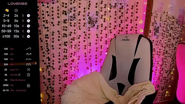 LinaBlossom  online show from 03.16.26