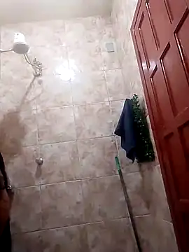 Crislove22 online show from 10.15.25