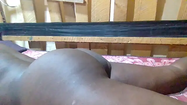 Snapshot of MishMelly chatting on 01.17.26 MishMelly online show from 01.17.26