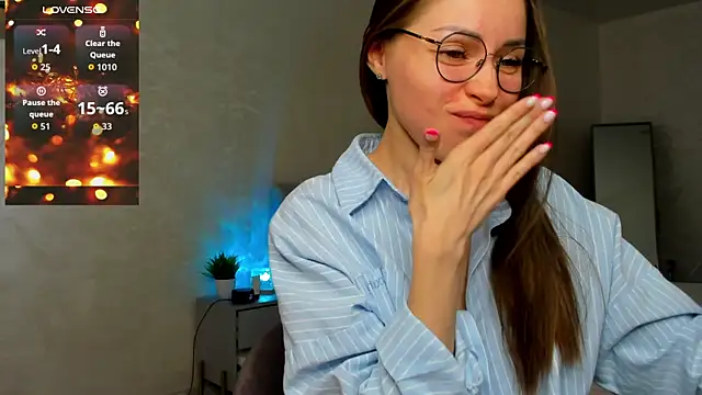 Snapshot of fun_nd_bun chatting on 05.18.26 fun nd bun online show from 05.18.26