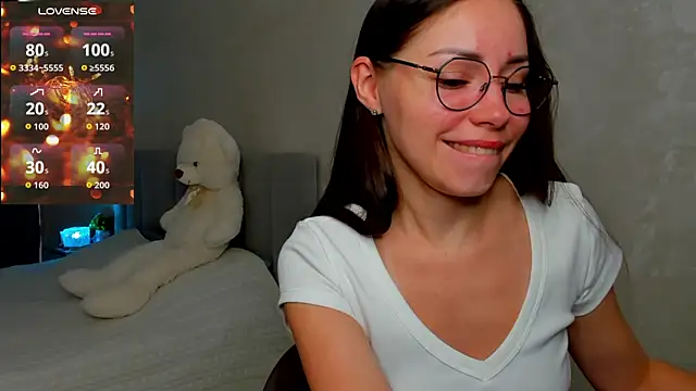 Snapshot of fun_nd_bun chatting on 07.17.26 fun nd bun online show from 07.17.26