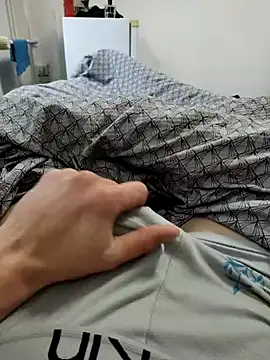 Snapshot of 20Jozef chatting on 10.24.25 20Jozef online show from 10.24.25