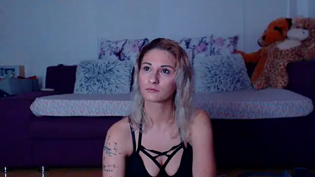 Snapshot of CassieSpell chatting on 03.03.26 CassieSpell online show from 03.03.26