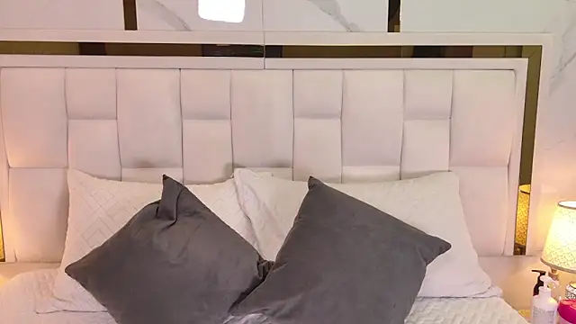 samanthaa sm online show from 12.14.25