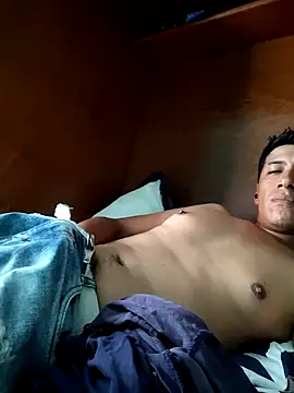 Snapshot of Carlos27hot chatting on 09.20.25 Carlos27hot online show from 09.20.25