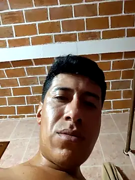 Snapshot of Carlos27hot chatting on 10.17.25 Carlos27hot online show from 10.17.25