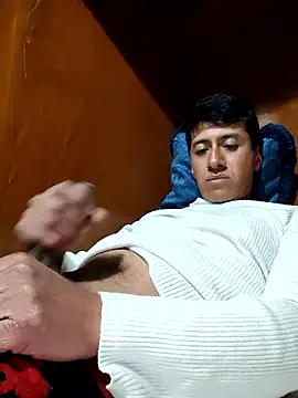 Snapshot of Carlos27hot chatting on 01.16.26 Carlos27hot online show from 01.16.26