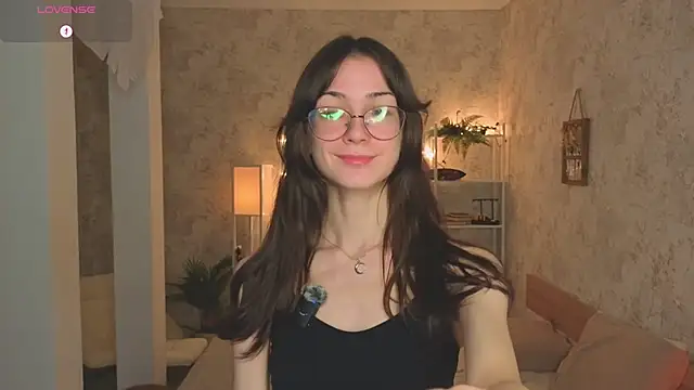 ReneeLippeatt online show from 11.05.25