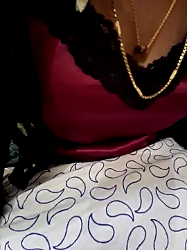 Snapshot of jasminetaml chatting on 10.08.25 jasminetaml online show from 10.08.25