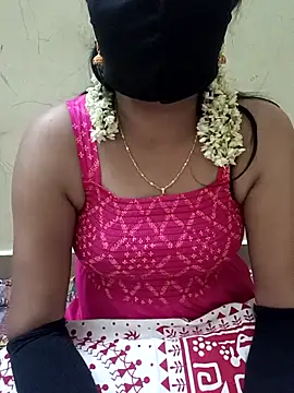 Snapshot of jasminetaml chatting on 11.25.25 jasminetaml online show from 11.25.25