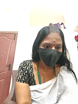 Tamil Yalini12 online show from 04.26.26