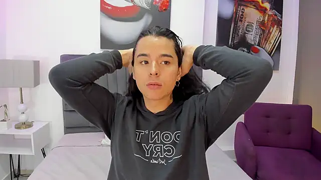 Angel Dustts online show from 11.05.25