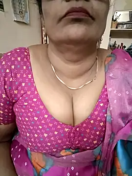 Snapshot of Nalini_telugu chatting on 09.22.25 Nalini telugu online show from 09.22.25