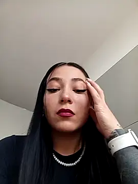  Luna-1 online show from 11.22.25