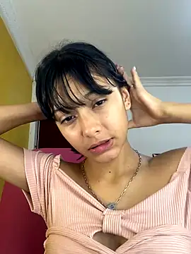 xoxo milk online show from 12.14.25