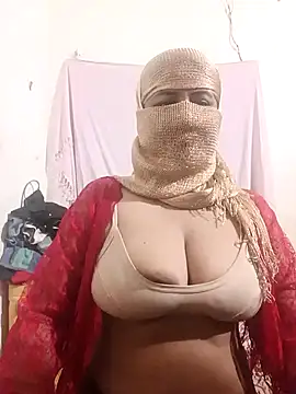 Snapshot of Shazfairy chatting on 09.29.25 Shazfairy online show from 09.29.25