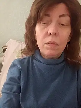 Snapshot of MARYNAMilff chatting on 10.21.25 MARYNAMilff online show from 10.21.25