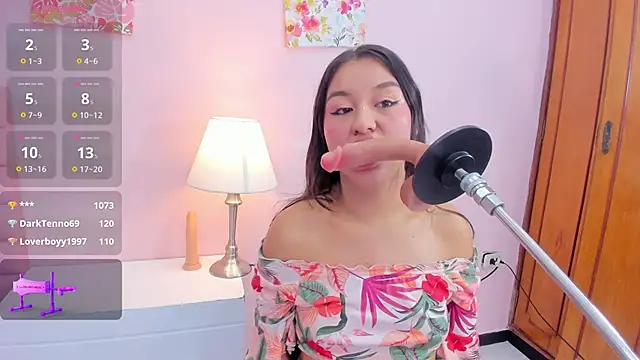 mia celezte online show from 10.31.25