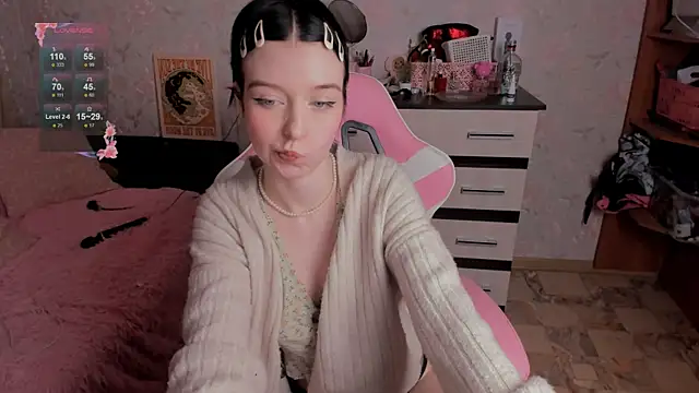 margopink online show from 11.19.25