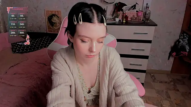 margopink online show from 12.13.25